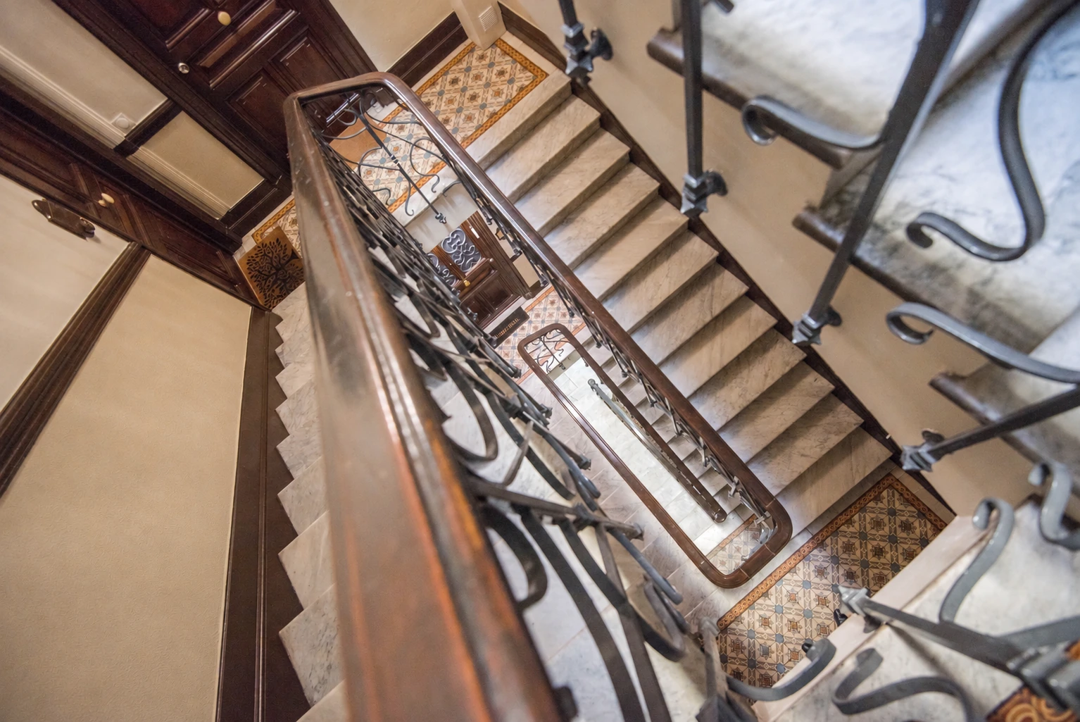 L’escalier, sans ascenseur